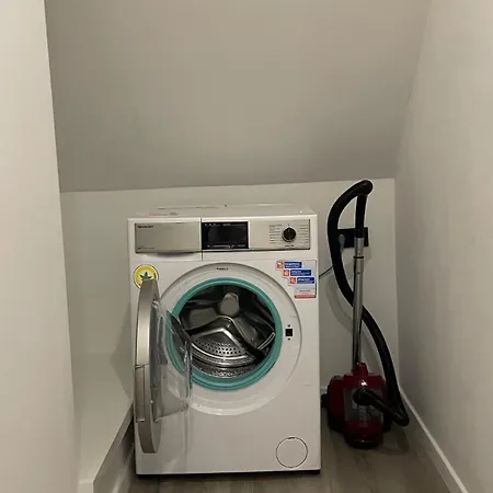 3-zimmer-apartment In Schildesche Lägenhet