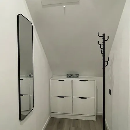 3-zimmer-apartment In Schildesche Lejlighed