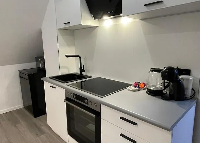 3-zimmer-apartment In Schildesche Lägenhet